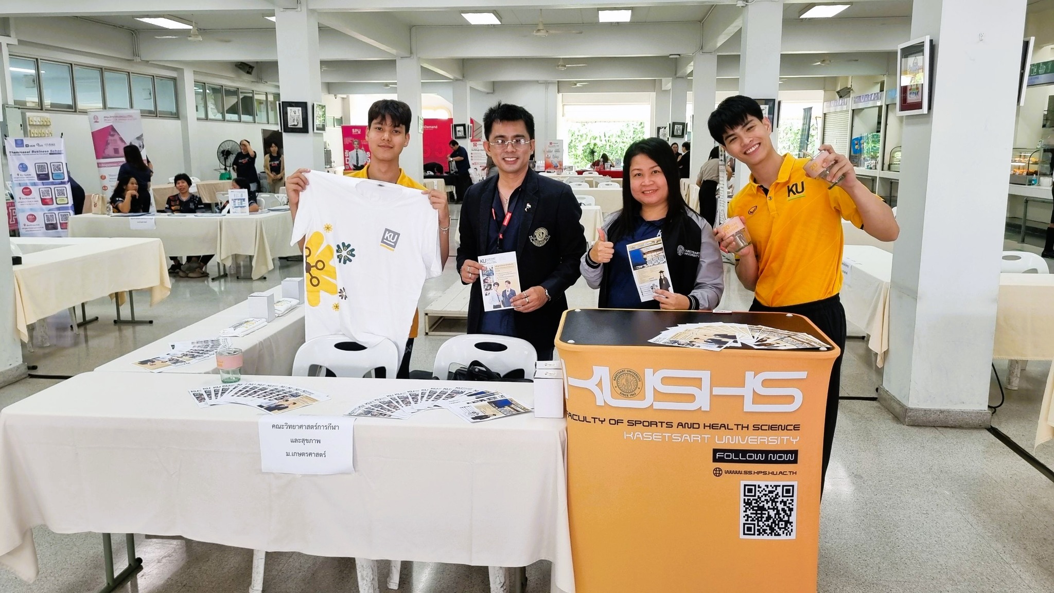 กิจกรรมแนะแนวการศึกษาแก่นักเรียนระดับมัธยมศึกษาตอนปลาย โรงเรียนวชิราวุธวิทยาลัย
